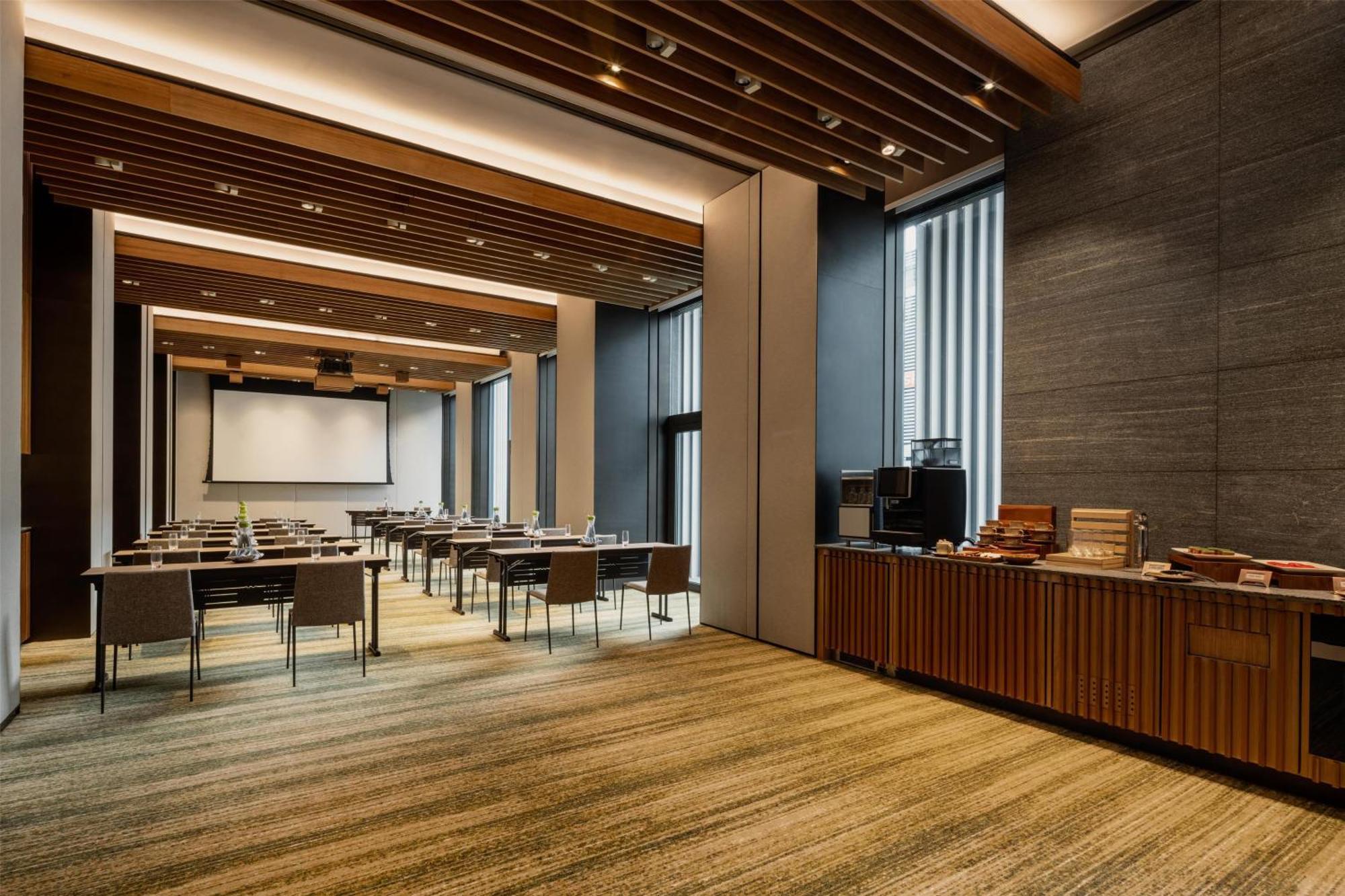 Hyatt Centric Kota Kinabalu Hotel Ngoại thất bức ảnh