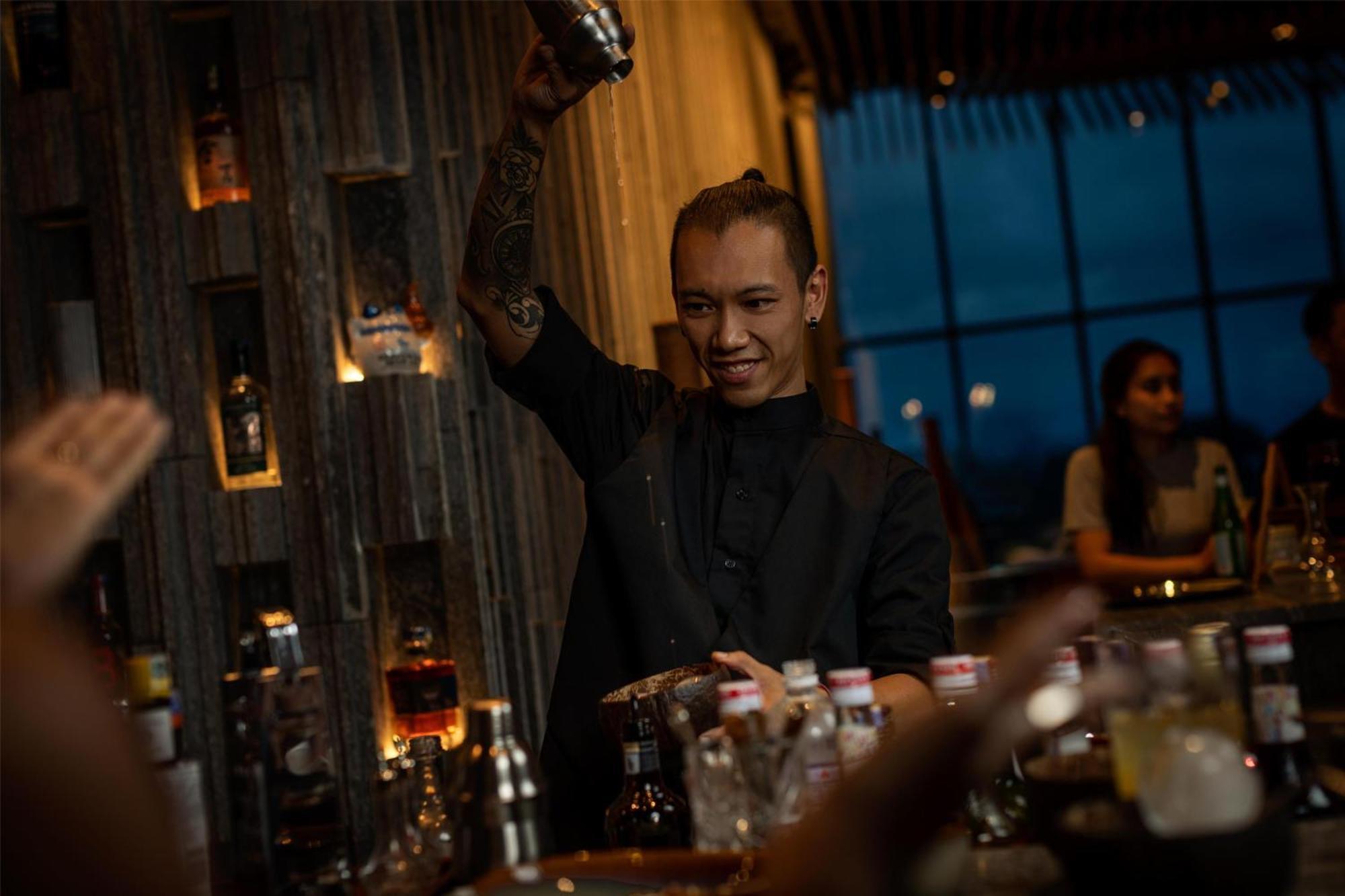 Hyatt Centric Kota Kinabalu Hotel Ngoại thất bức ảnh
