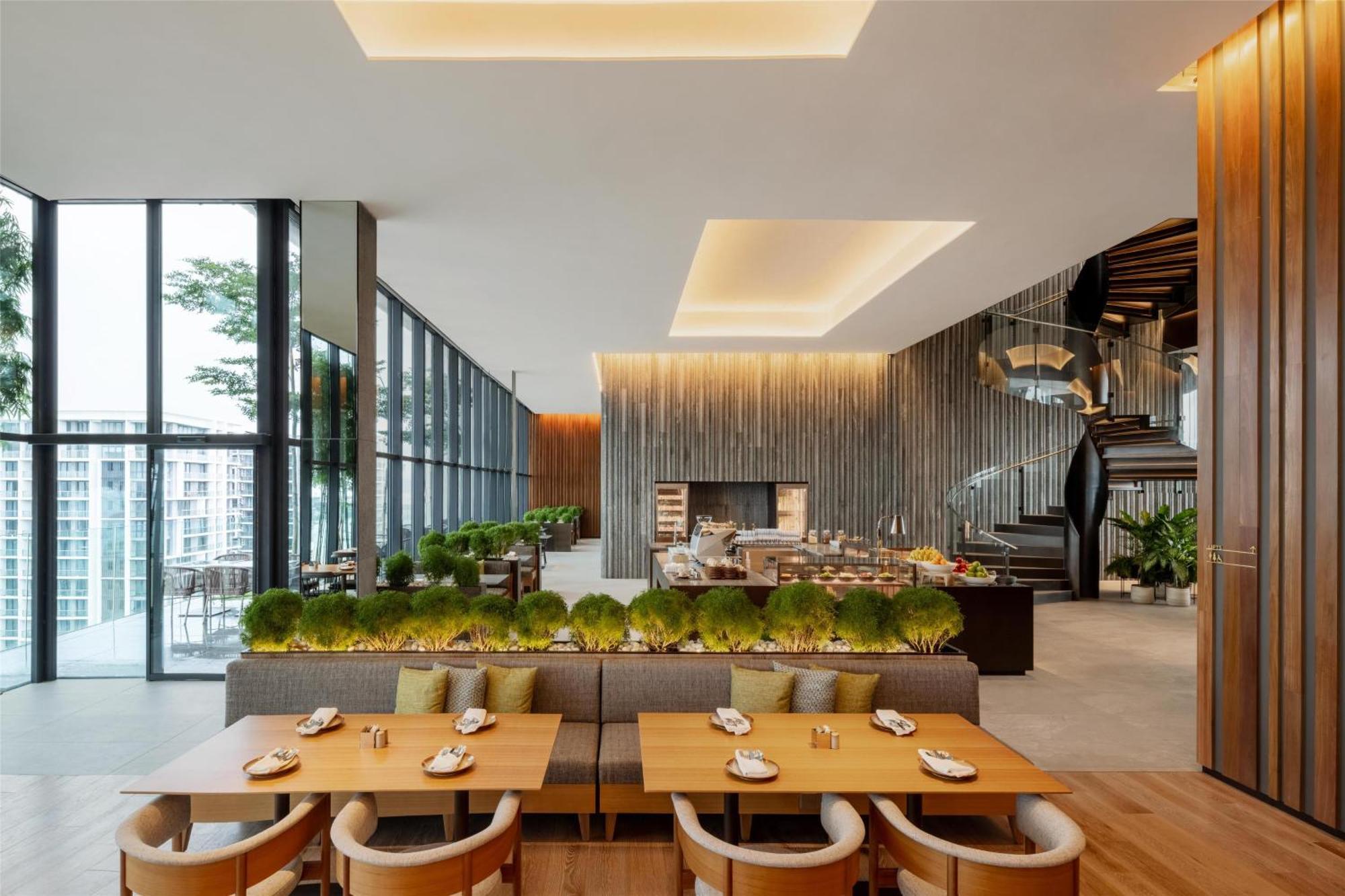Hyatt Centric Kota Kinabalu Hotel Ngoại thất bức ảnh